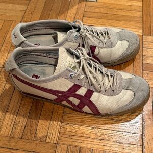 Onitsuka Tiger Sneakers